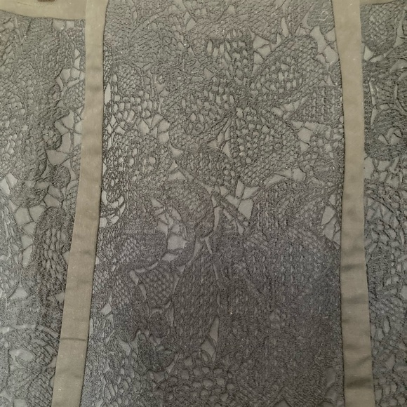 MaxMara dark navy silk skirt, size 8-10, black satin trim, excellent condition - Picture 11 of 15